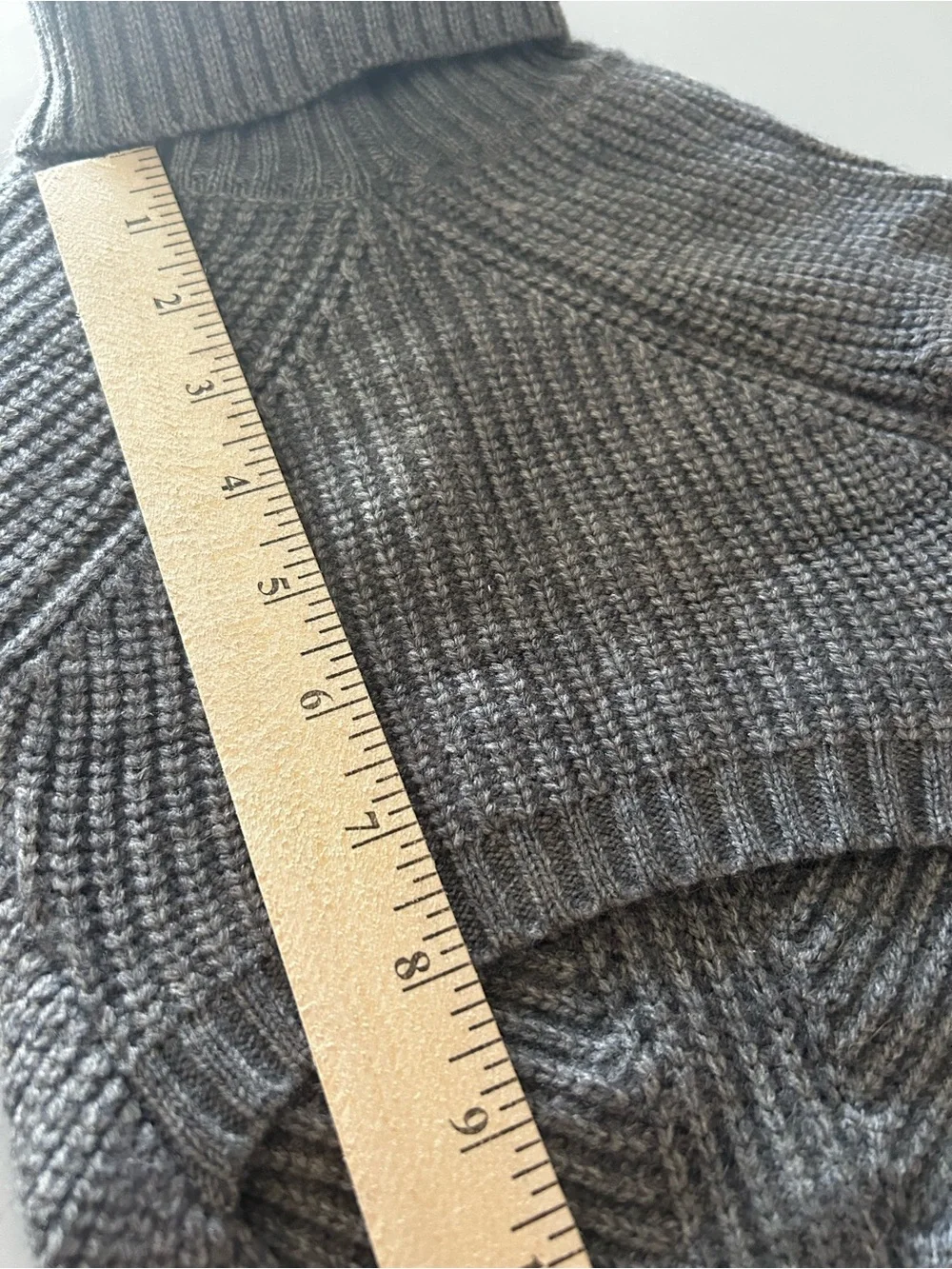 NWT Fitwarm Grey Turtleneck Cable Knit Pet Dog Sweater - Size Medium